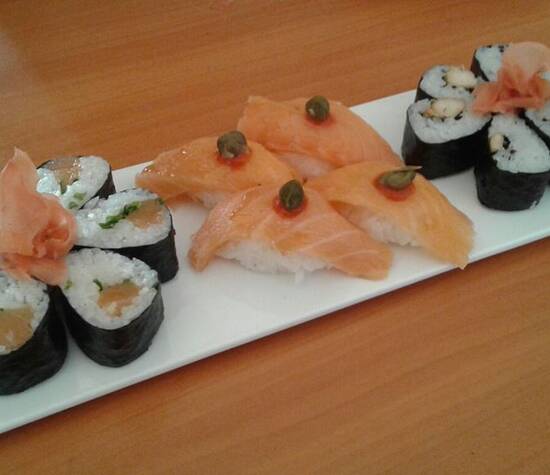 Minami - Sushi & Wok Food