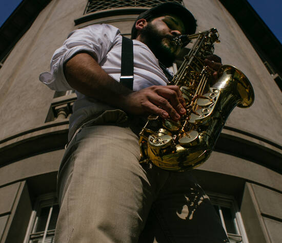 Josue Castillo Saxofonista