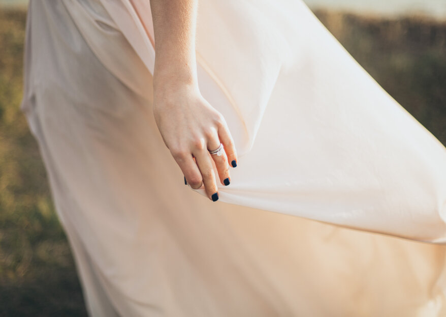 Cómo guardar tu vestido de novia? ¡Cinco consejos para mantener tu diseño  como nuevo!